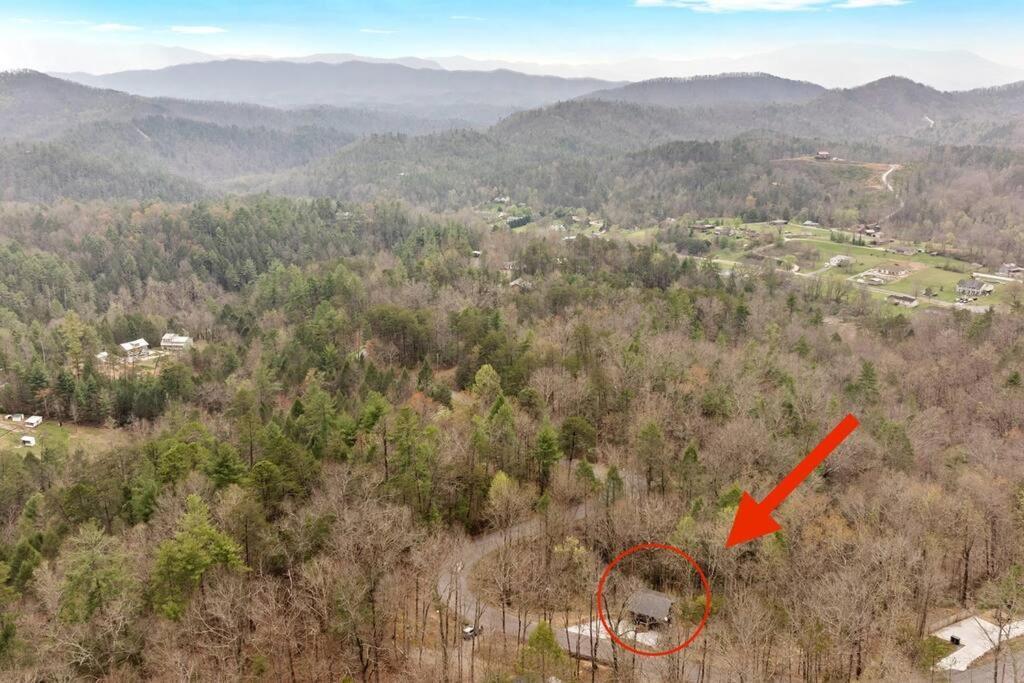 Honeymoon Couples Cabin Secluded, Hot Tub, Views Sevierville Extérieur photo